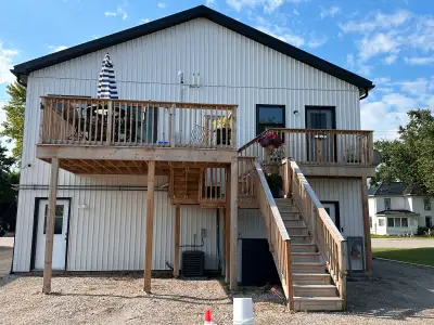 2-Bedroom Apartment for Rent – Upper Unit with Private deck