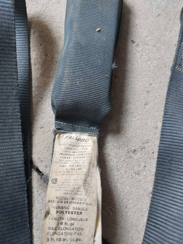 roofing safety harnesses in Roofing in Windsor Region - Image 3
