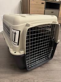 27 inch dog/cat kennel - IATA & Air Canada accepted