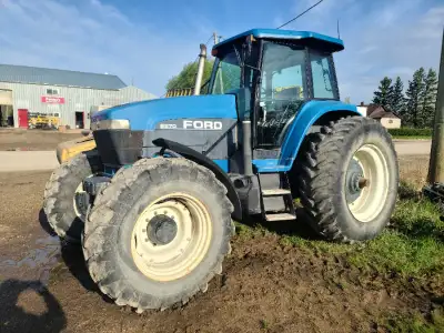 8870 Ford Tractor