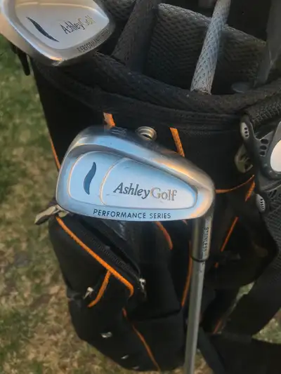 Ladies golf clubs, View more