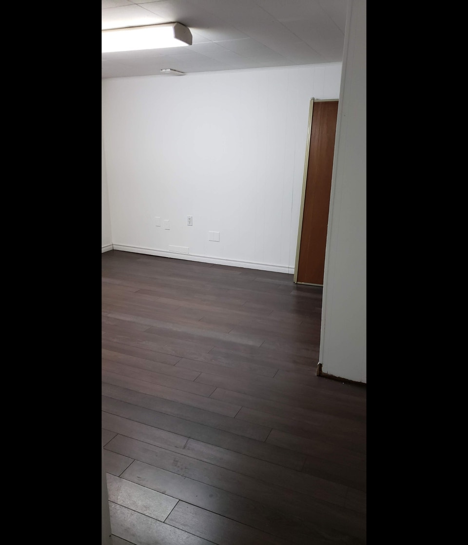 BASEMENT FOR RENT// SCARBOROUGH. Available Nov 1st 2026 2