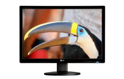 Moniteur 22.2'' LCD 1680 x 1050, 2ms & 60 hz noir•LG W2242TQT, View more