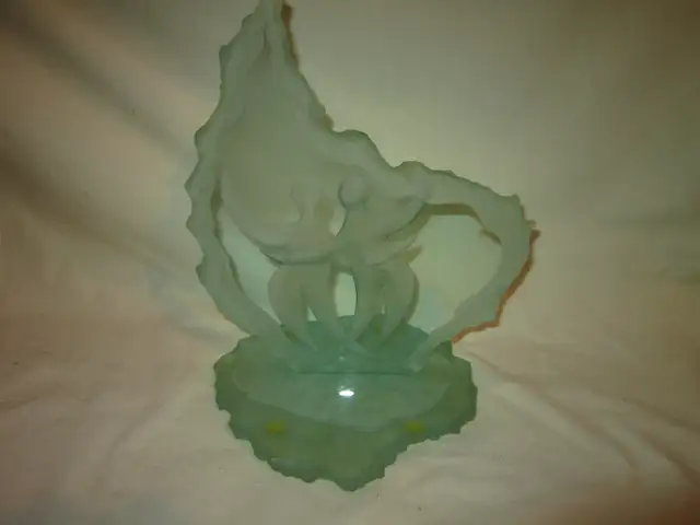 "Embrace" ~ Signed ~ Glass Art B15 in Arts & Collectibles in Winnipeg - Image 2