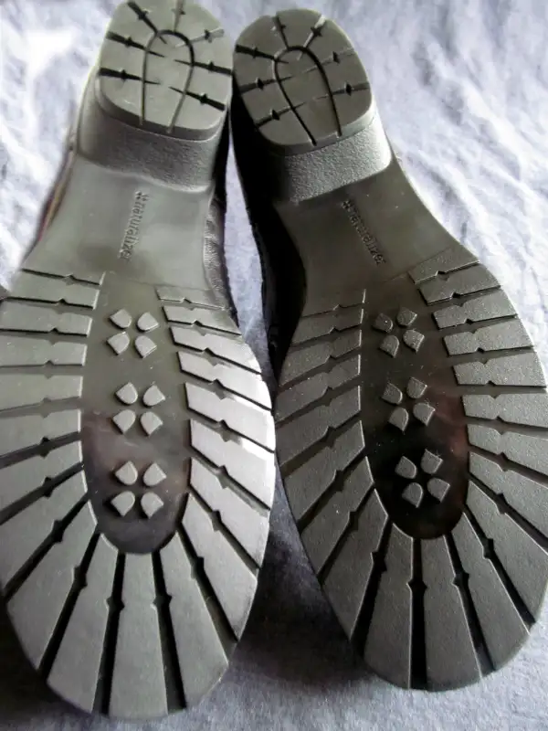 Size 11 Women's shoes, Naturalizer N5 comfort, NEW, Black in Women's - Shoes in Markham / York Region - Image 7