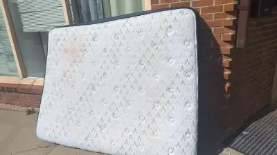 Free Mattress, View more