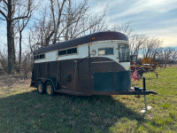 Livestock trailer