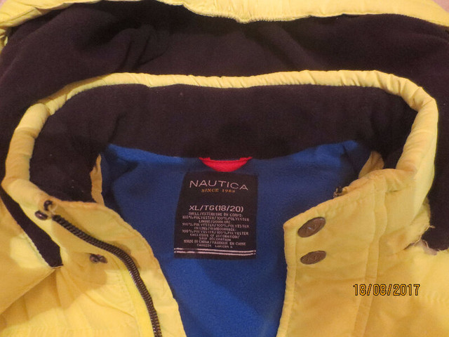 Nautica lined/padded jacket with hood. Size XL youth dans Enfants et jeunesse  à Ville de Montréal
