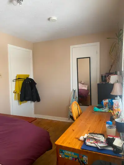One room available in my shared Overbrook home (near Canadian Tire on Coventry Rd, K1K 3N5). Rent: $...