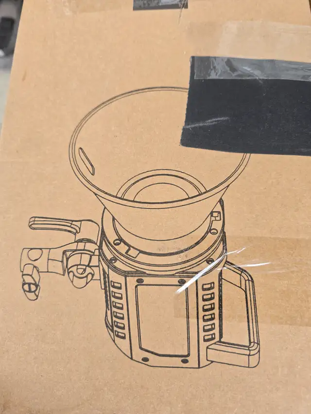 NEEWER FS150 LED Video Light 2.4G/APP Control, 130W 5600K COB Da in Hobbies & Crafts in Calgary - Image 7