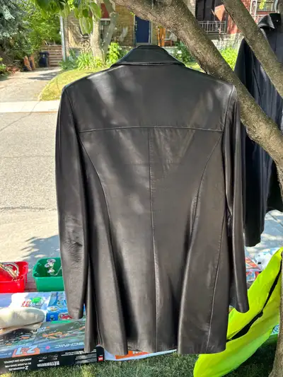 Daniel Leather Women’s jacket size small, View more