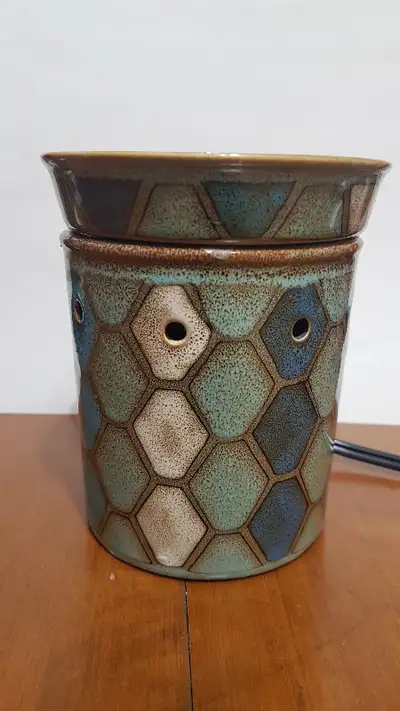 Scentsy Full Size Wax Warmer Model MSW-TUNI, View more