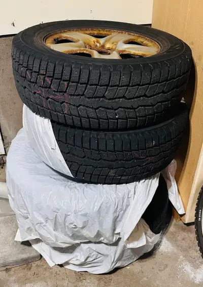 Selling 4 Toyo Observe GSi-6 LS winter tires with rims. • Tire size: 235/65R17 104H • Toyo Observe G...