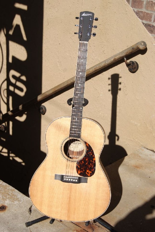 Larrivee L04 Acoustic 6 String Guitars City of Toronto Kijiji