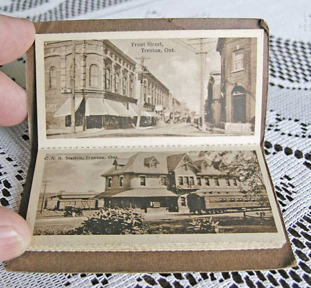Souvenir of Trenton Postcard (Miniature Booklet) in Arts & Collectibles in Guelph - Image 4