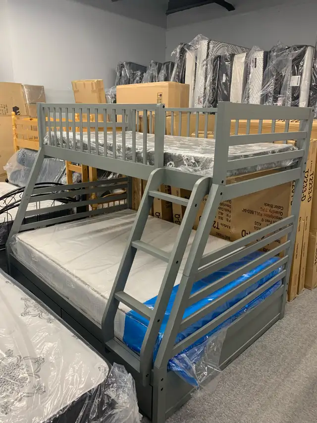 Single over Double Bunkbeds with Drawers in Beds & Mattresses in Sarnia - Image 2