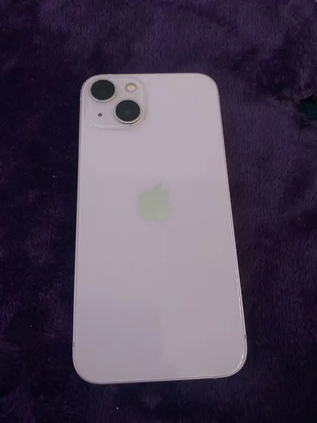 iPhone 13 in Cell Phones in Oshawa / Durham Region - Image 2