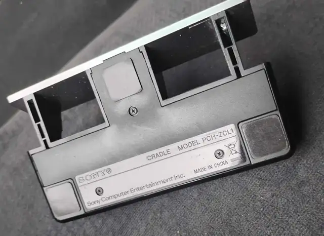 PSP Dock. + 3ds Dock562002993591111681