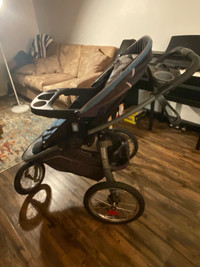 Graco Modes Jogger Stroller and Carseat