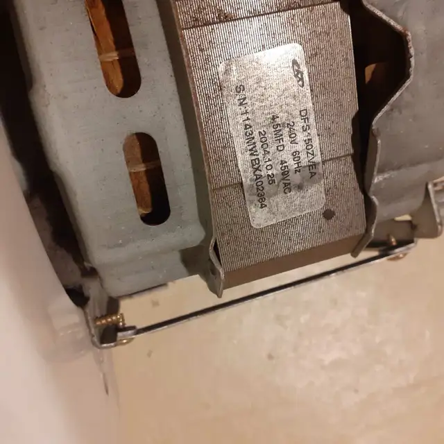 Maytag MDE2400AZW Dryer Blower Motor Assembly in Washers & Dryers in City of Toronto - Image 5