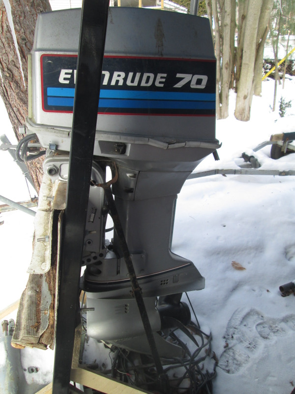 3 moteur Evinrude 2 complets plus pièces $ 1000 cash ! dans Vedettes et bateaux à moteur  à Ouest de l’Île