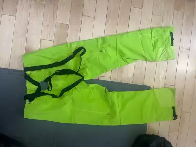 Patagonia soft shell pants men’s M, View more