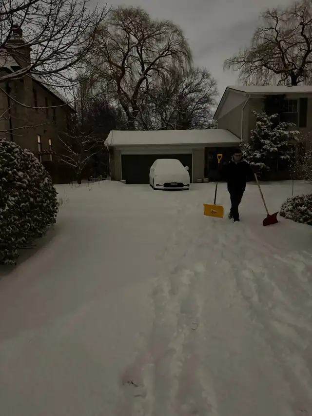 Snow removal 64985458393985120