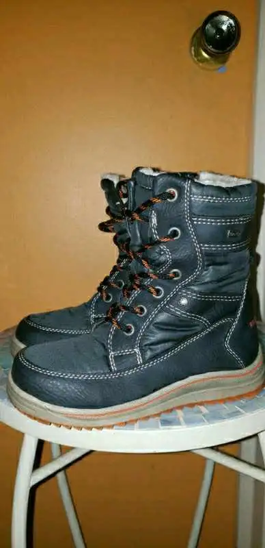 Bottes d'hiver neuf pour enfant "Riverstone" taille 12.5, View more