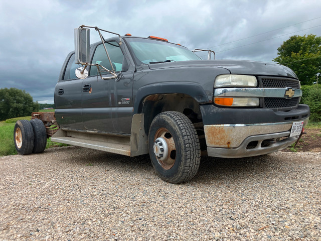2002 Chevrolet Duramax Diesel 3500 in Cars & Trucks in Kitchener / Waterloo - Image 2