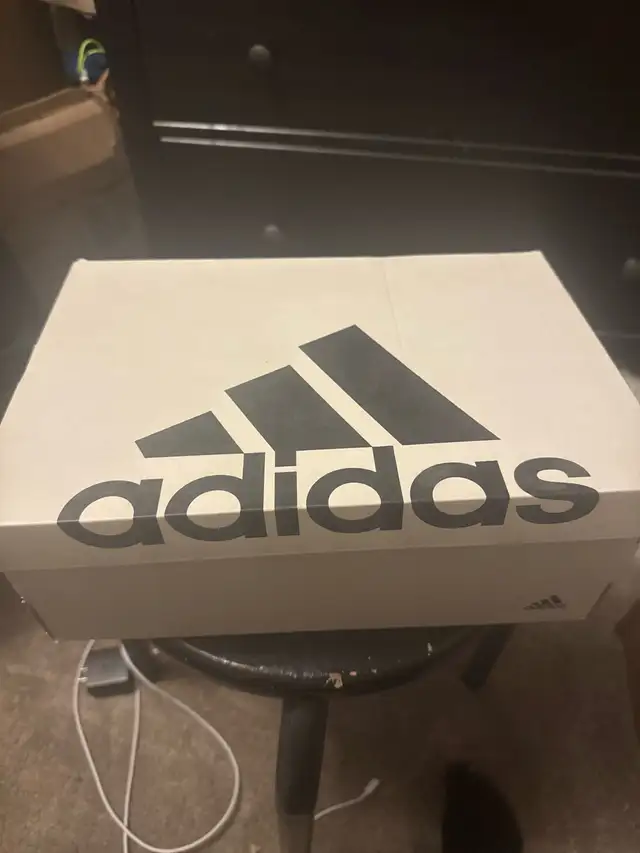 New Adidas UBounce DNA Running Shoes NWTGs in Men's Shoes in City of Toronto - Image 2