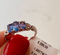 Ladies tanzanite ring size 6