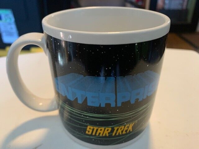 Vintage 1991 Star Trek Coffee Mug Cup Starship Enterprise 901547 in Arts & Collectibles in City of Halifax - Image 4