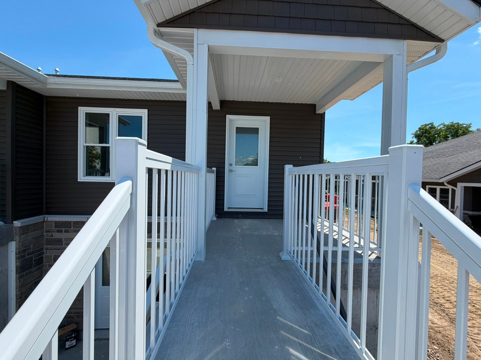 Beautiful New Builds and Renovated Apartments Available NOW 1