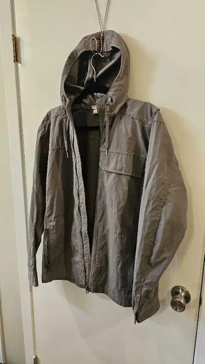 Womans M MEC Organic cotton jacket with hood, View more