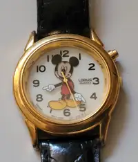 Vintage Disney Mickey Mouse Gold Face Lorus Watch V671-6150