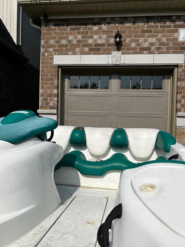 Selling 1997 seadoo challenger  in Powerboats & Motorboats in Oshawa / Durham Region - Image 2