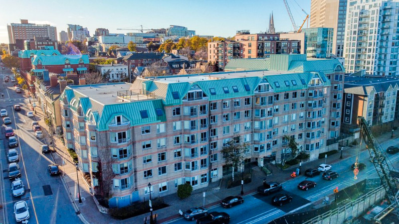 1 Bedroom Condo Lower Water Street For Rent in Long Term Rentals in City of Halifax