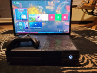 Xbox One with one wired  controller, Model  1540