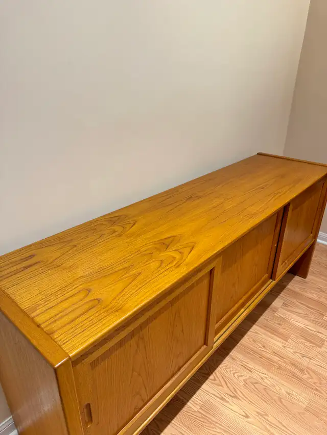 Mid Century Teak Sideboard in Hutches & Display Cabinets in Markham / York Region - Image 10