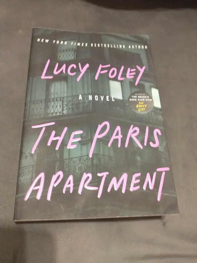 The Paris Apartment - Lucy Foley  360 pgs, softcover628637306709771227