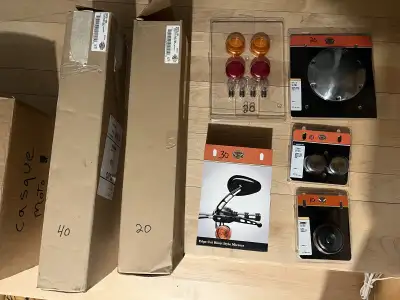 Plusieurs pièces de Harley Davidson Sportster qui ont été enlever alors que la moto était neuve, don...