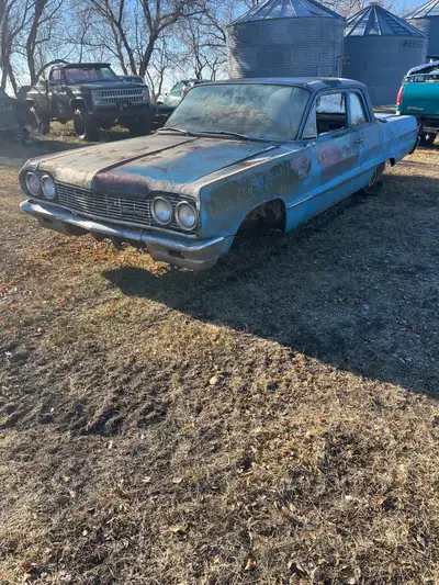 1964 Chevy biscayne 2 door no drivetrain or front suspension drivers side is really nice and straigh...