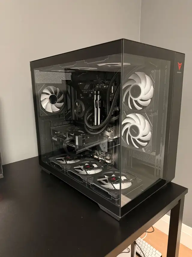 Custom AMD Ryzen 7 7700X Gaming PC566077560340490241