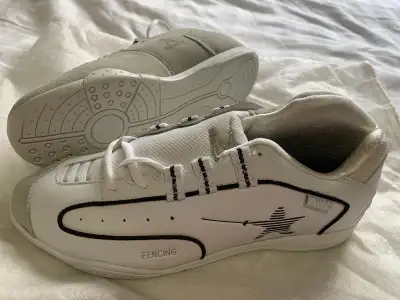 man fencing shoes size 10 brand new, View more