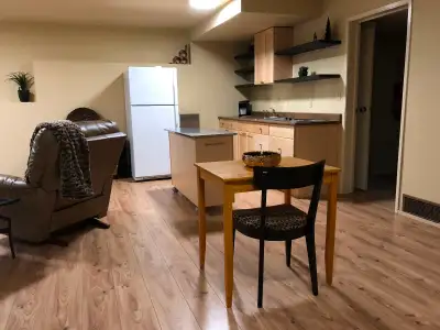Fully furnished 1 bedroom bachelor suite Suitable for 1 only, mature, working person Prime location,...