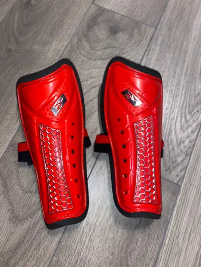 Shin guards / Protège-tibias (Reebok), View more