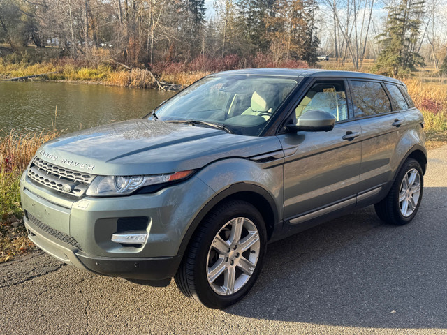 Immaculate 2015 Range Rover Evoque, Turbo Charged in Cars & Trucks in Red Deer - Image 2