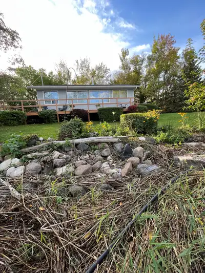 For sale 2 bedroom 1 bath 3 season lake front cottage. Has a well and holding tank, new pressure tan...