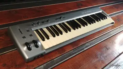 Synthétiseur M-Audio KeyStudio 49i, View more