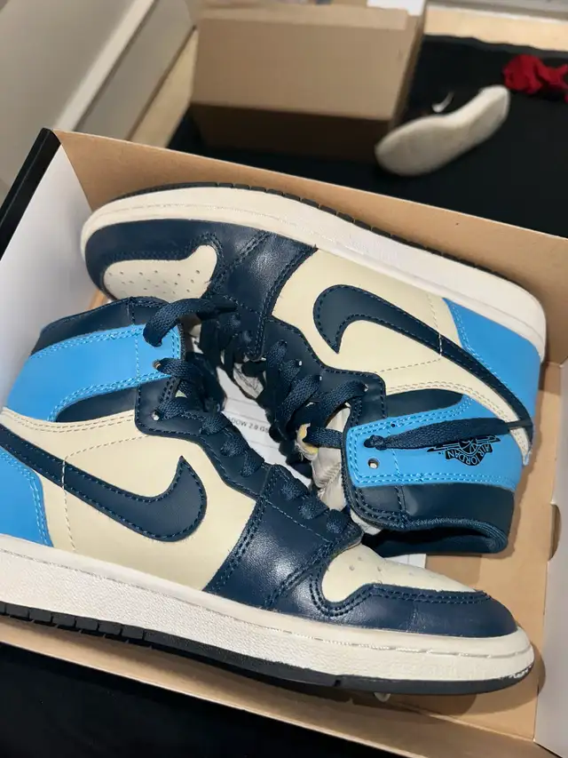 Air Jordan 1 Retro High OG'Obsidian' Size 762863728011010121